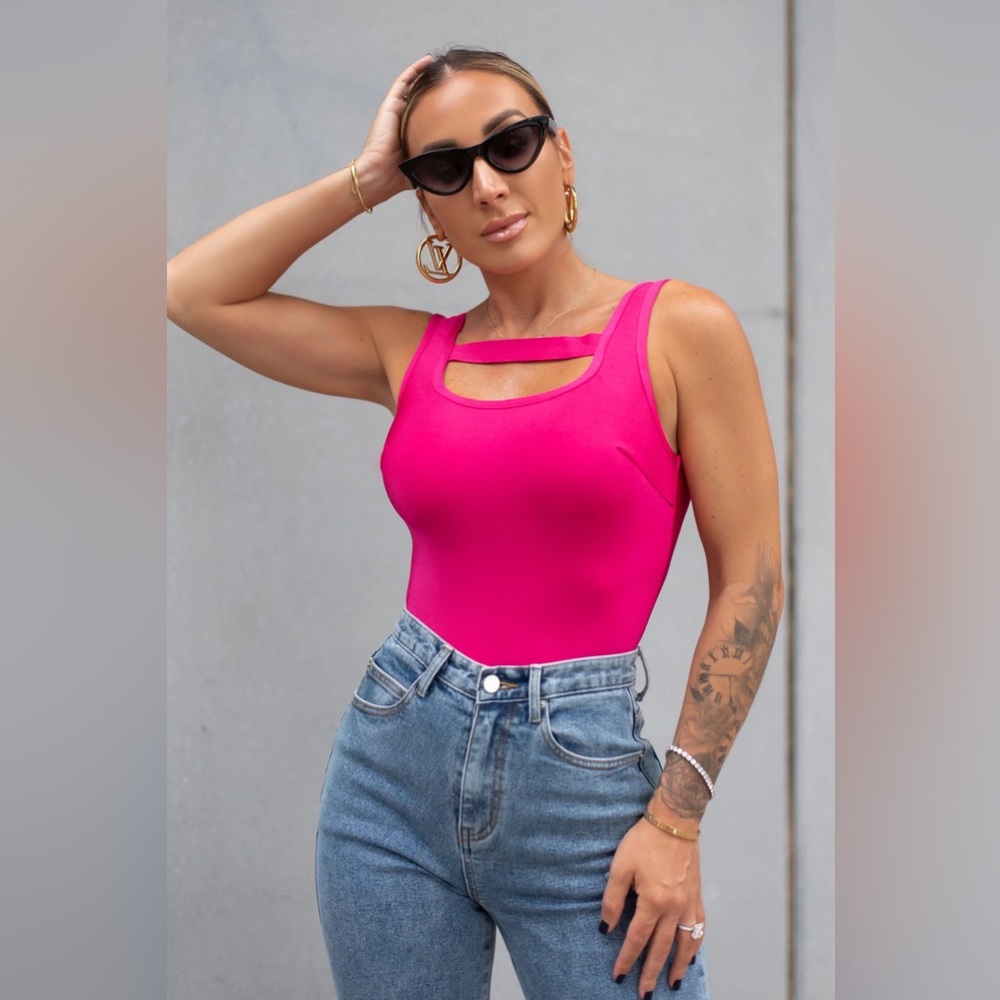 By Egreis Shemika Bodysuit (Hot Pink) Size Small